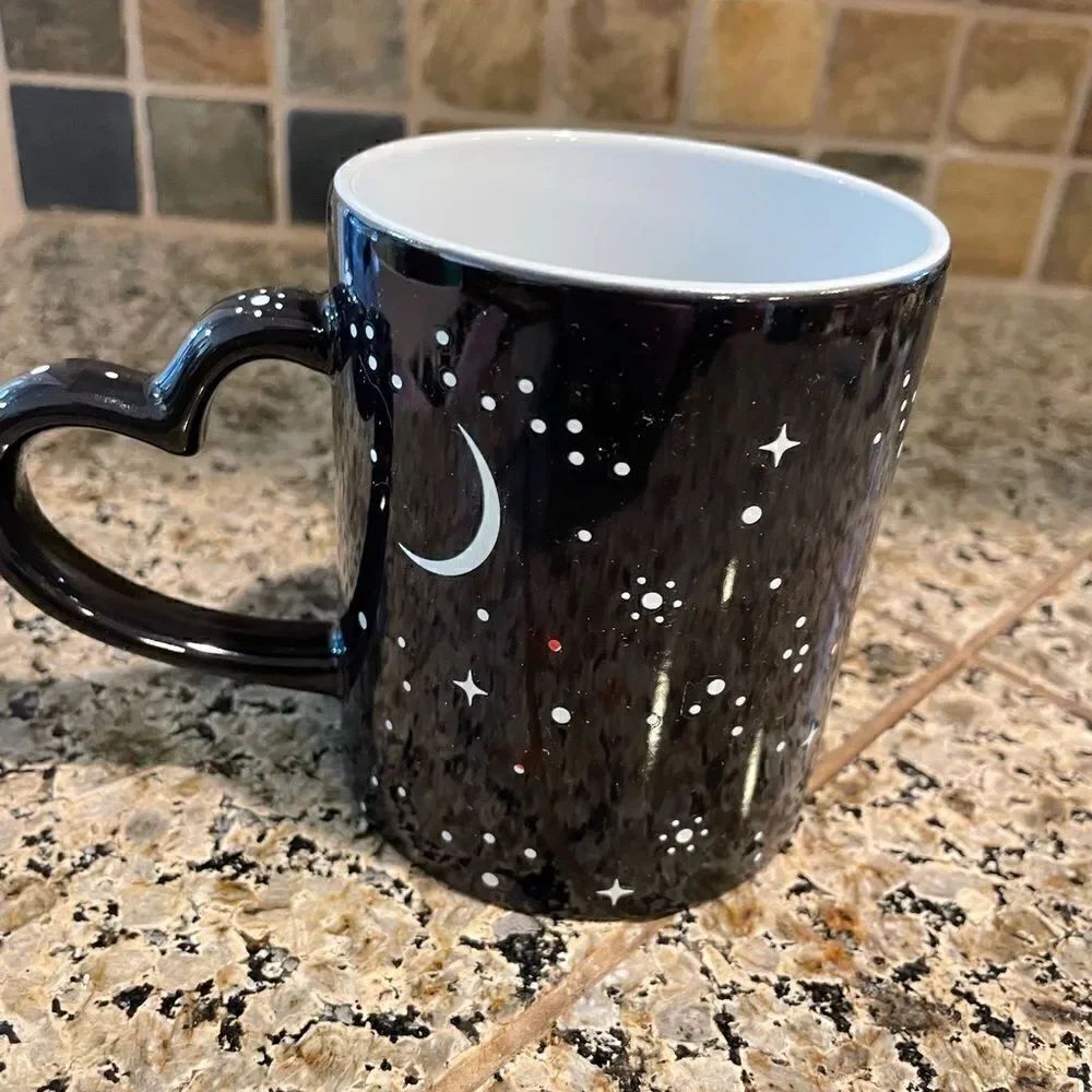 Custom Moon Heart Mug - Picture 7 of 10